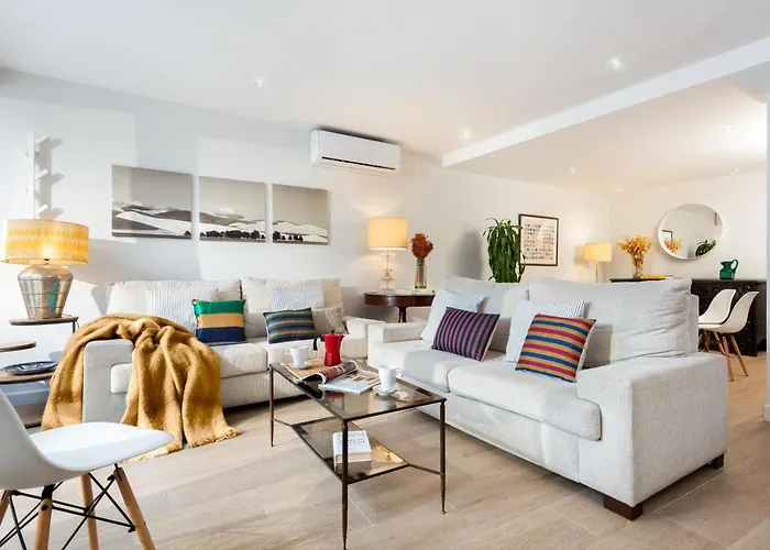 Plaza España, acogedor apartamento con patio
